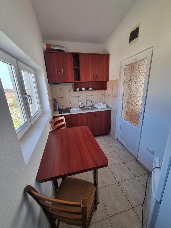 Casa Luca 2 Gazde/Camere de închiriat Vama Veche